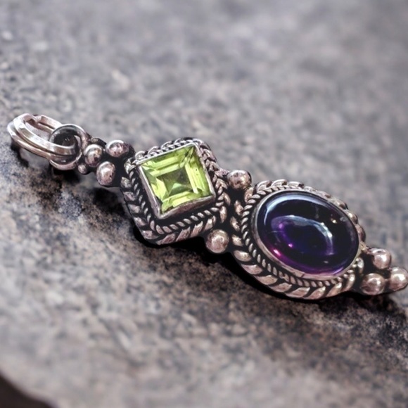 Vintage Peridot & Amethyst Pendant Double Braided halo Dotted Unique Design ! - Picture 16 of 16